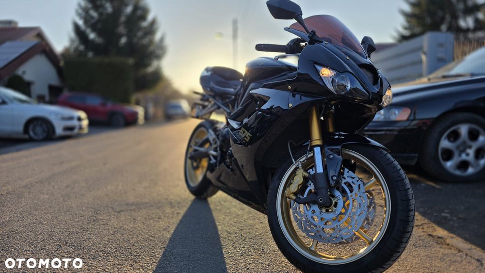 Triumph Daytona - 18