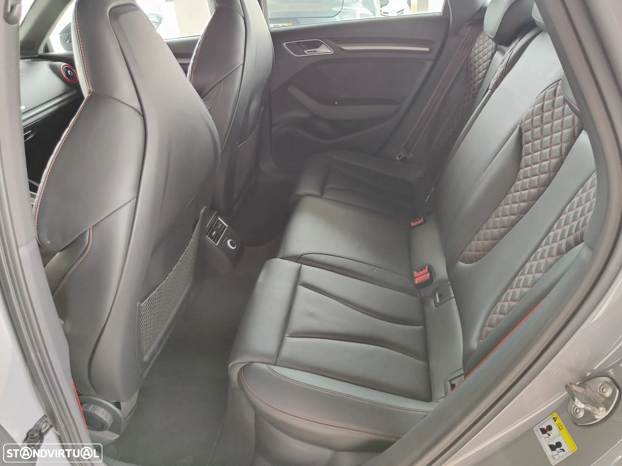 Audi RS3 Sportback 2.5 TFSI quattro S tronic - 13