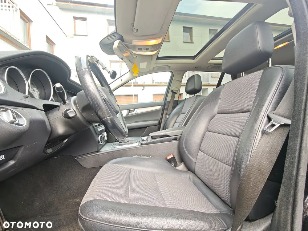 Mercedes-Benz Klasa C 250 CDI DPF (BlueEFFICIENCY) 7G-TRONIC Avantgarde - 8