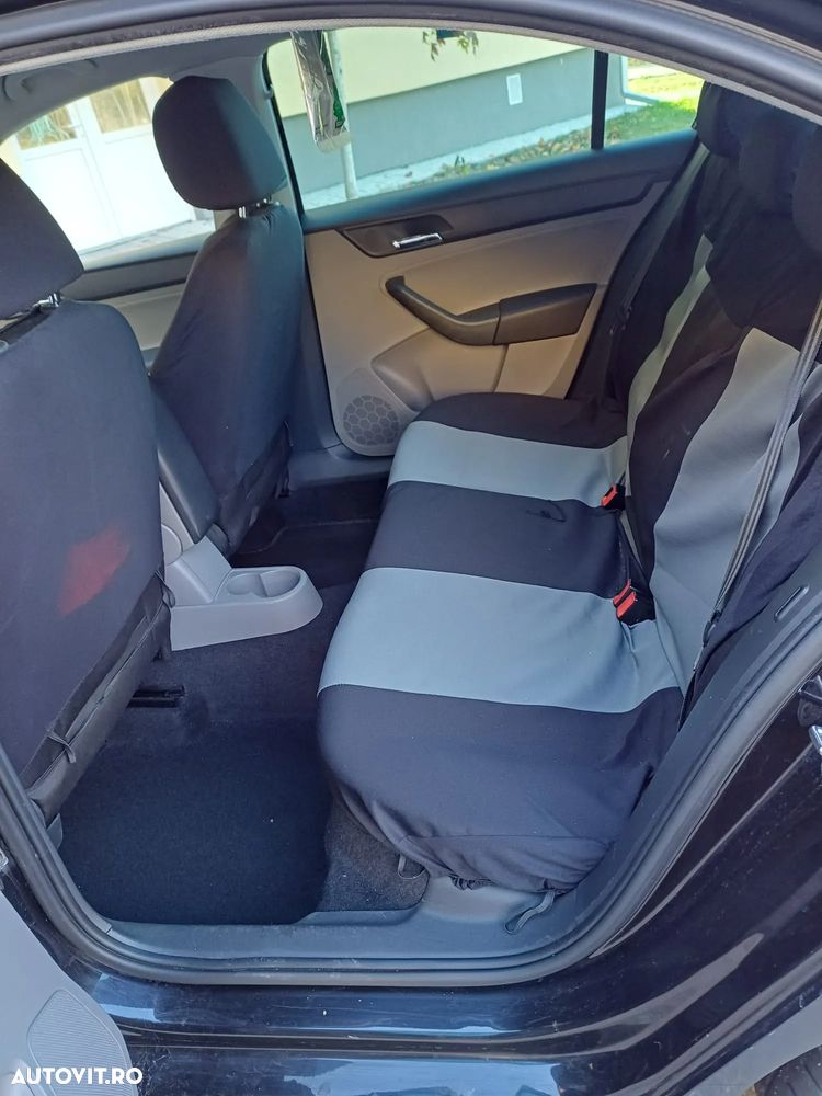 Seat Toledo 1.6 TDI DPF (Ecomotive) Start & Stop Style - 5