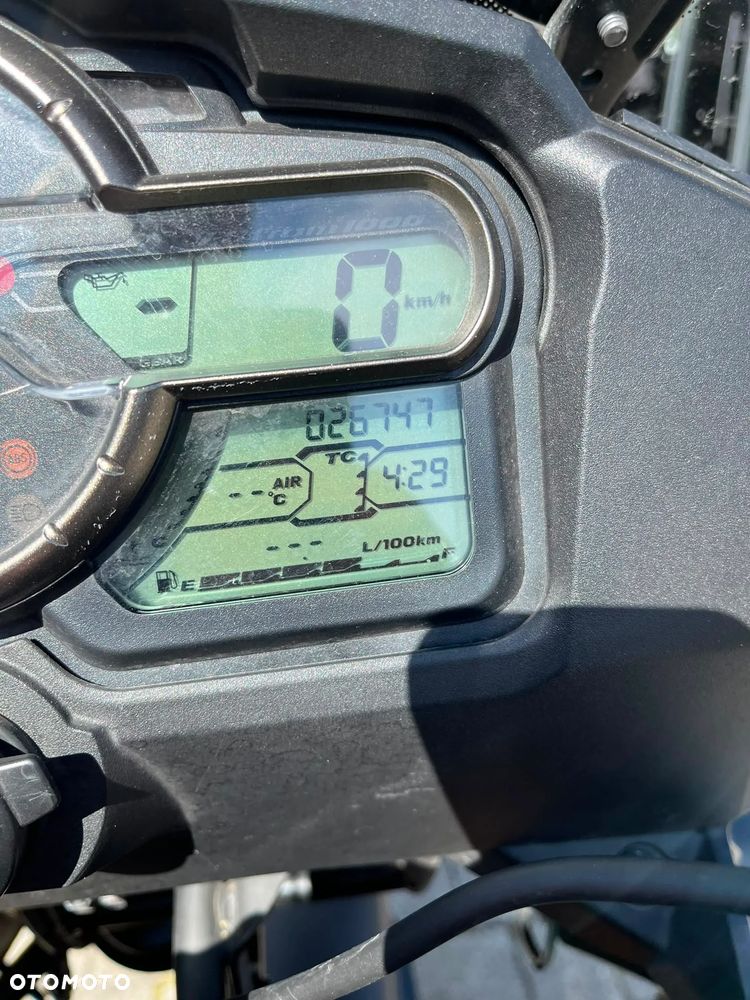Suzuki V-STROM - 7