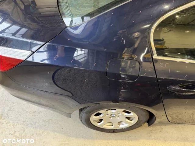 BMW Seria 5 523i - 12