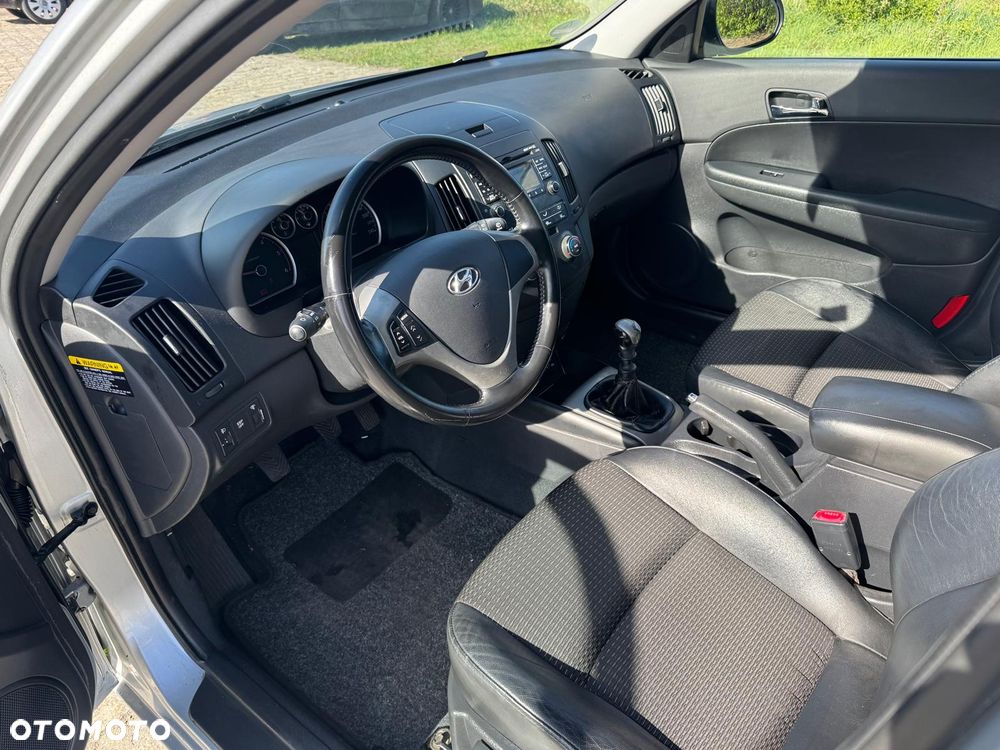 Hyundai i30 1.6 CRDi Blue Comfort - 8