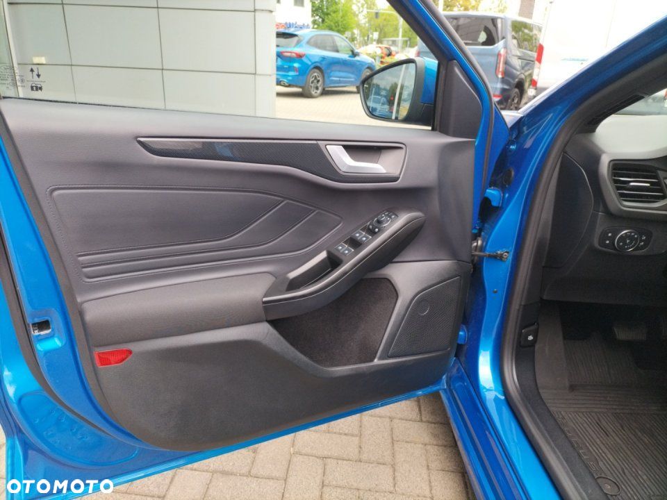 Ford Focus - 10