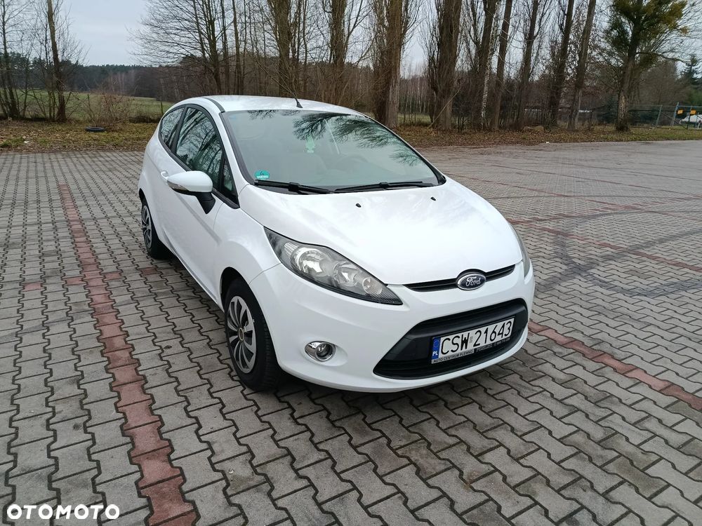 Ford Fiesta - 2