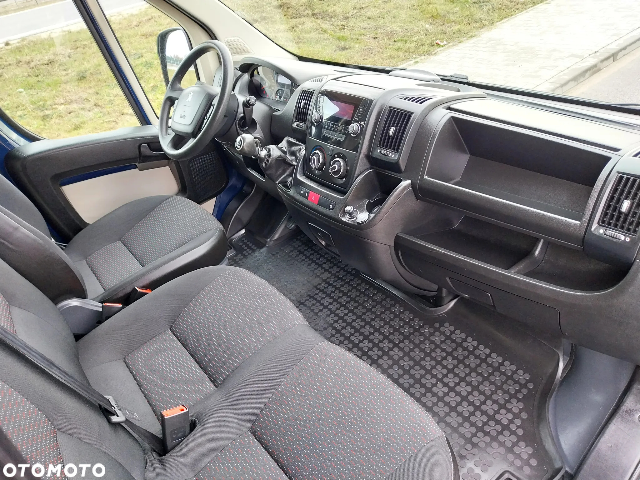 Peugeot BOXER L1H1 / 2.0 HDI 130 KM - 31