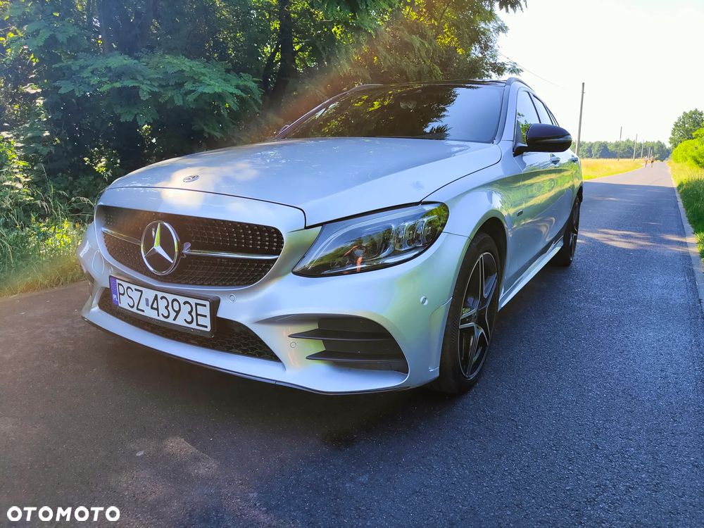 Mercedes-Benz Klasa C 300 de 9G-TRONIC AMG Line - 16