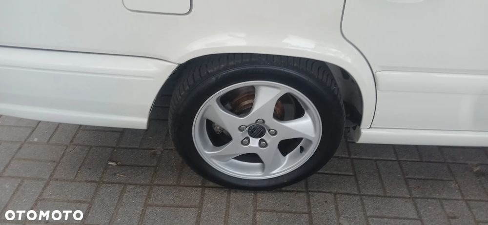 Volvo V70 2.4 - 32