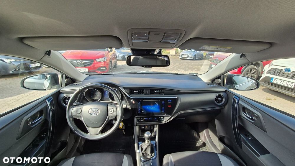 Toyota Auris - 9