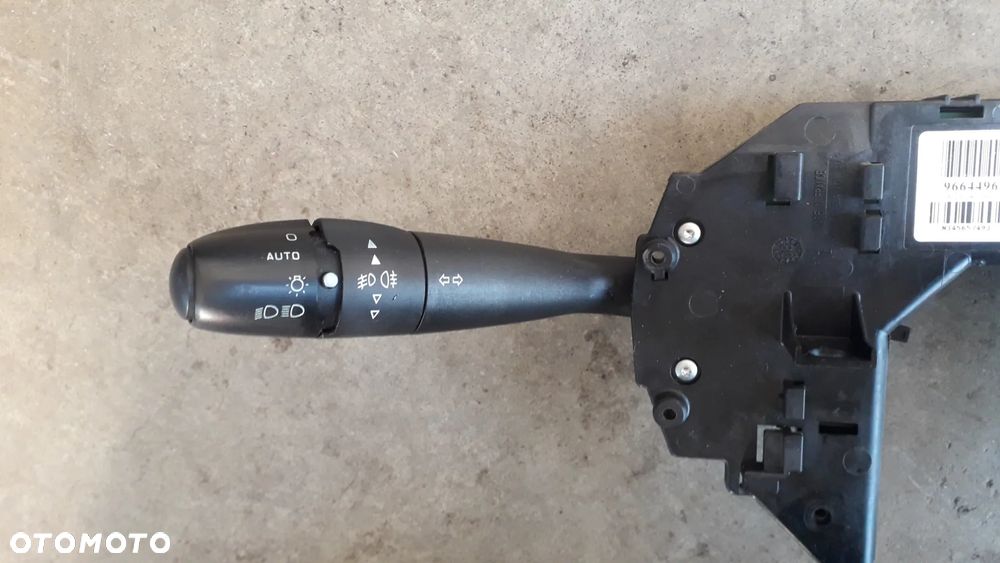 przełącznik świateł kierunkowskazów wycieraczek 96644965XT Citroen c4 I lift 1.6 VTI - 2