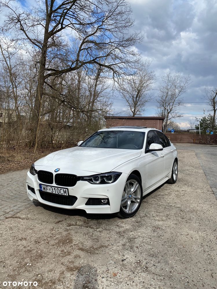 BMW Seria 3 330i xDrive M Sport - 2