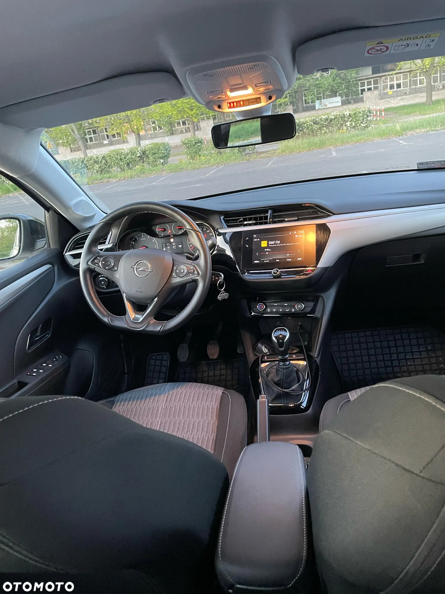 Opel Corsa 1.2 Edition S&S - 3