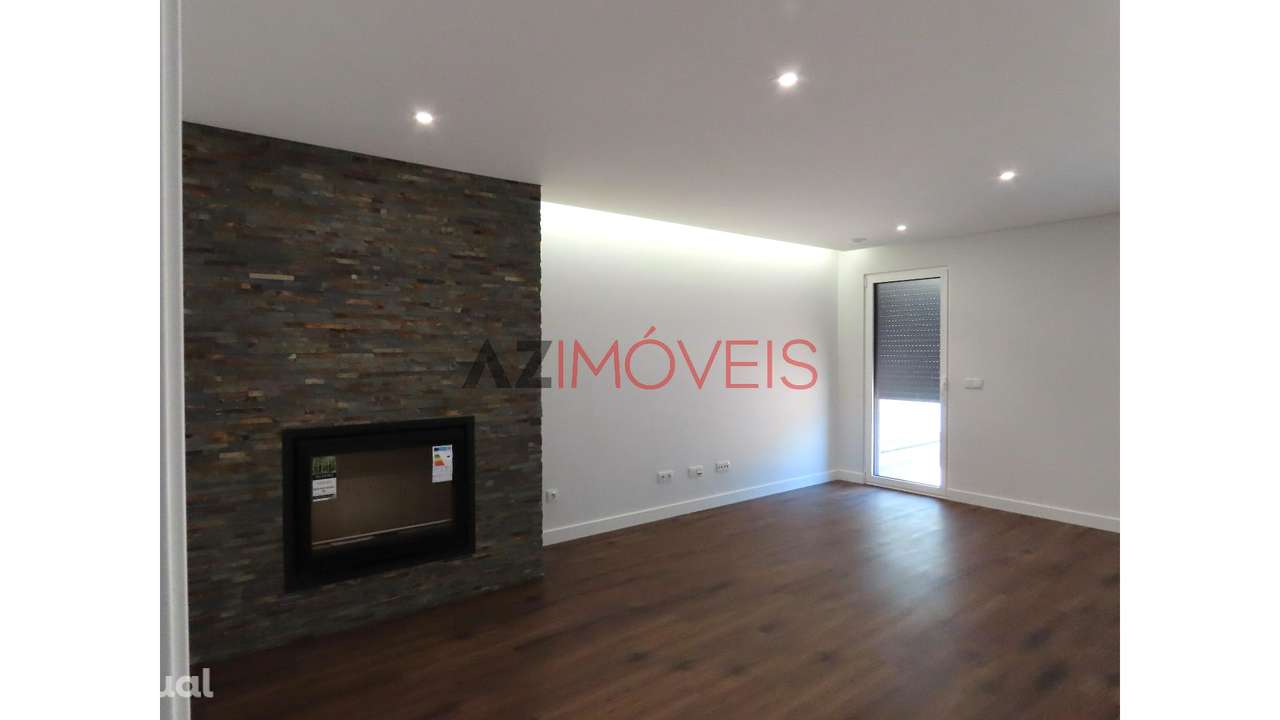 MORADIA NOVA  T3 NO CENTRO DE LEIRIA - Grande imagem: 4/47