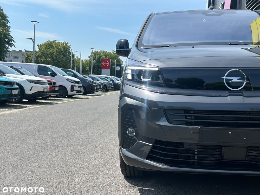 Opel Zafira 2.2 Diesel XL Business VIP - 3