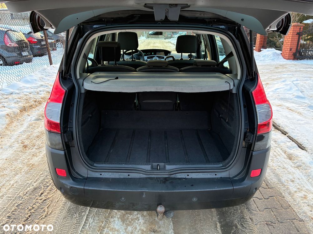 Renault Scenic 1.6 16V 110 Authentique - 9