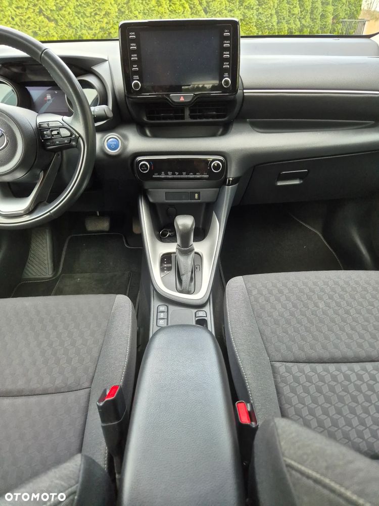 Toyota Yaris Hybrid 1.5 Premiere Edition - 26