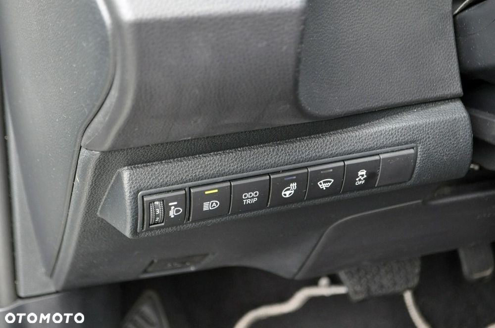 Toyota Corolla - 16