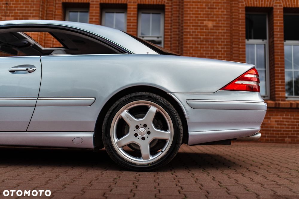 Mercedes-Benz CL - 24
