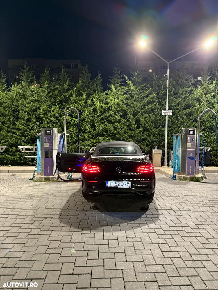 Mercedes-Benz C - 9