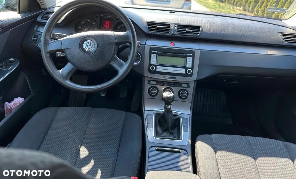 Volkswagen Passat 1.9 TDI Comfortline - 3