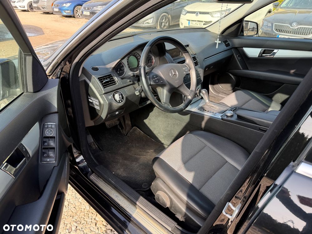 Mercedes-Benz Klasa C - 23