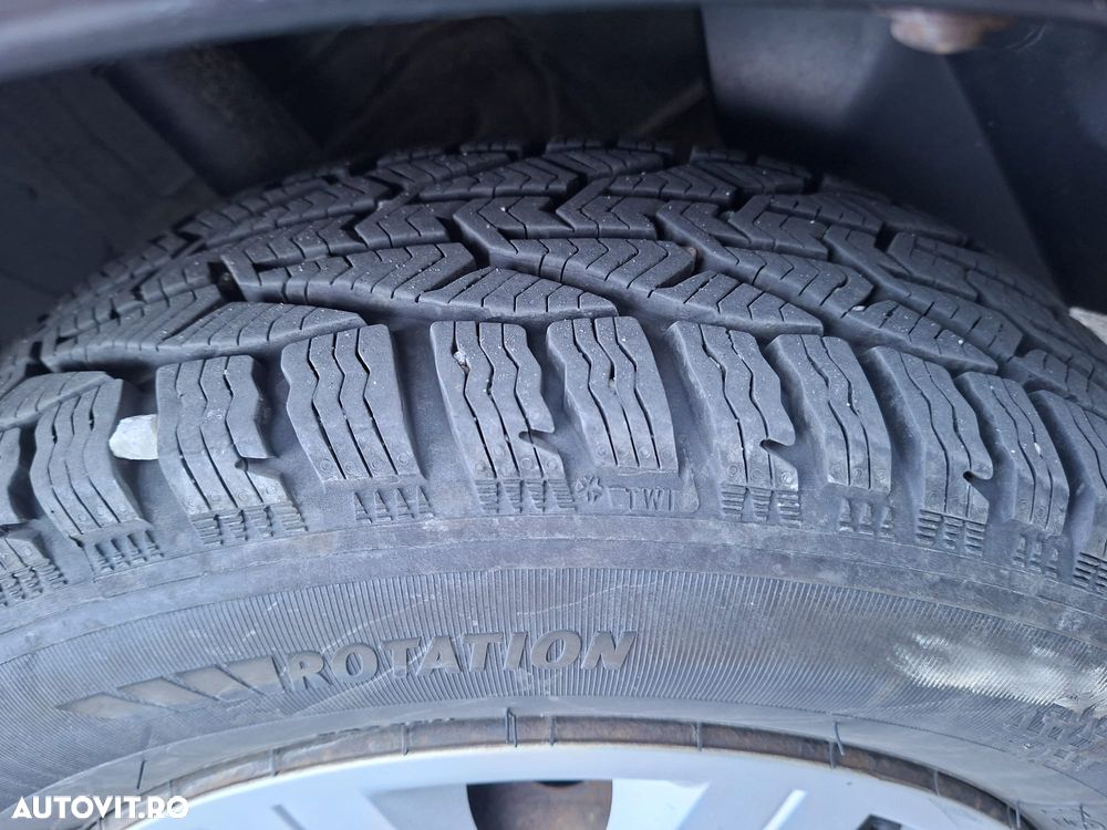 Dacia Logan TCe 90 S&S Stepway Celebration - 12