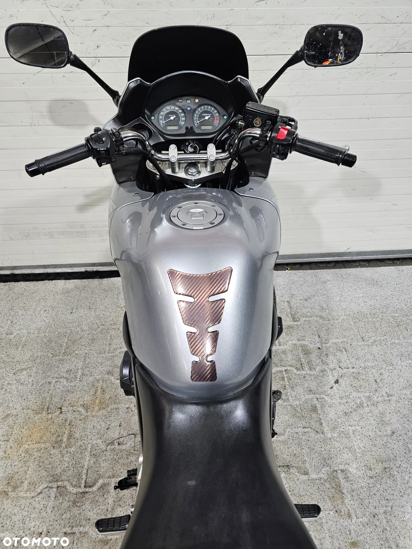 Honda CBF - 33