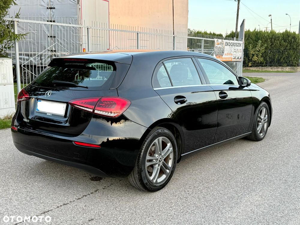 Mercedes-Benz Klasa A 180 7G-DCT - 17