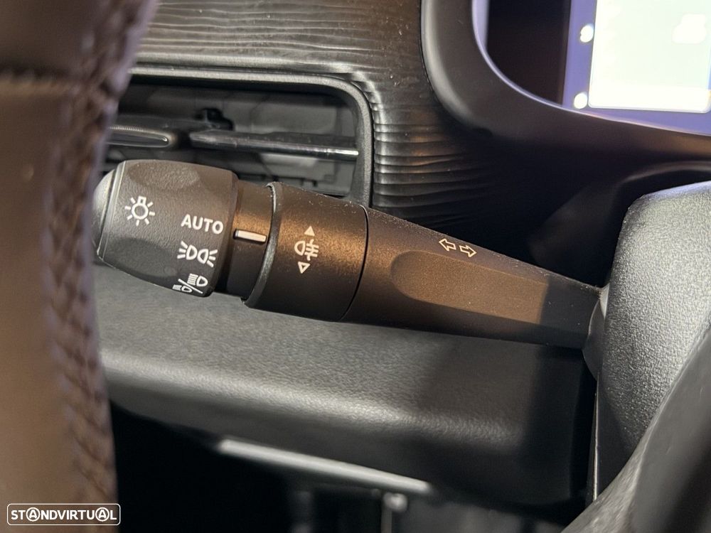 Jeep Avenger 1.2 GSE T3 Altitude - 23