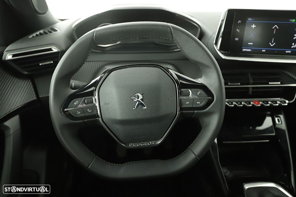 Peugeot 2008 1.2 PureTech Allure - 16