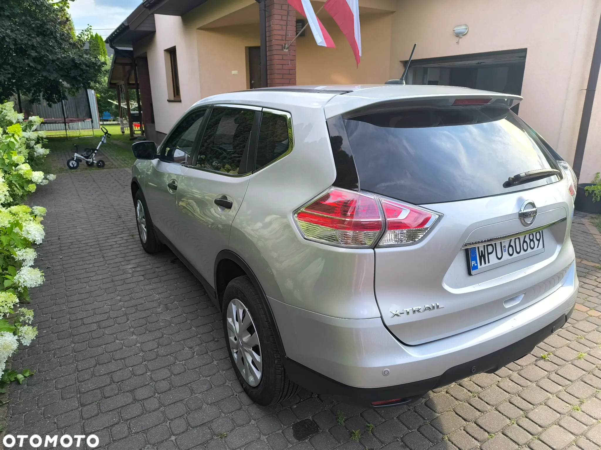 Nissan Rogue - 3