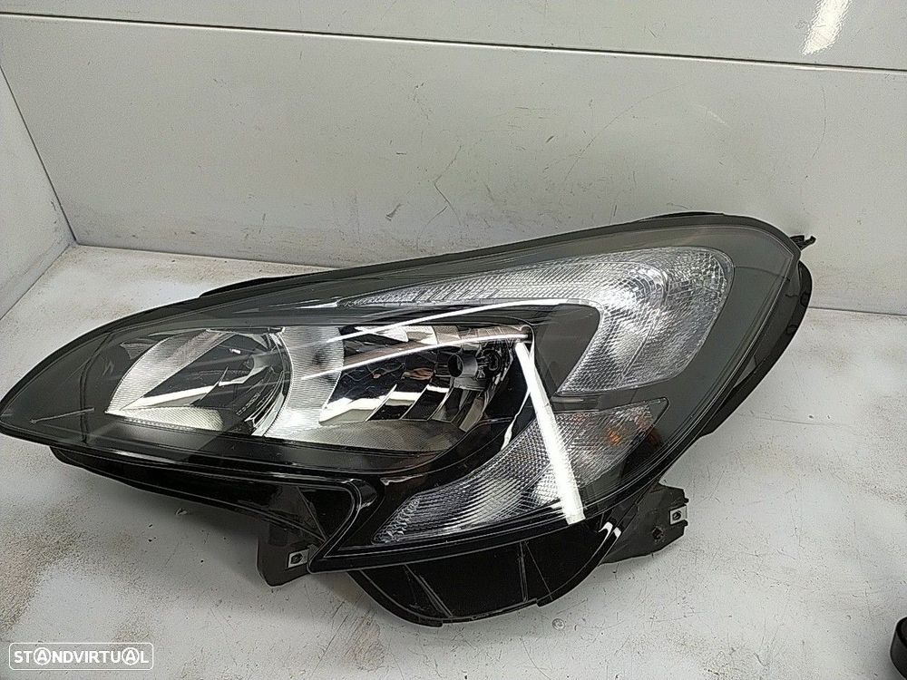 Farol Esquerdo Opel Corsa E Van (X15) - 1