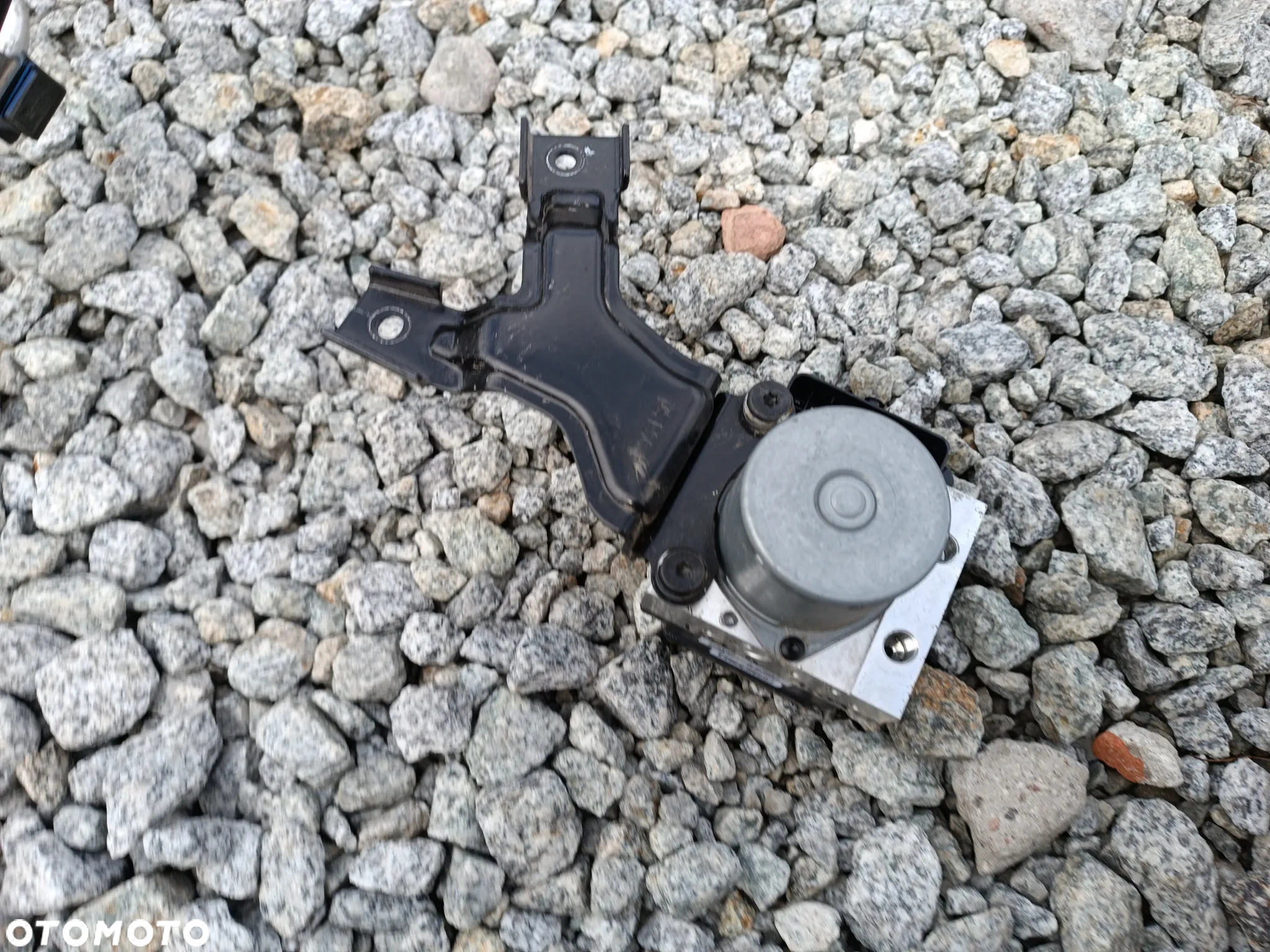 POMPA ABS 58900-C8390 HYUNDAI I20 II 1.0 T-GDI TURBO - 2