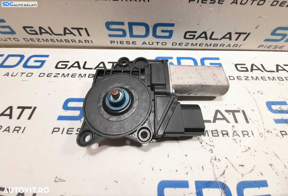 Motoras Macara Electrica de pe Usa Portiera Stanga Spate BMW Seria 3 E90 E91 E92 E93 2004 - 2011 Cod 71002603 71.002.603 1060078 9030221 [N0241]
