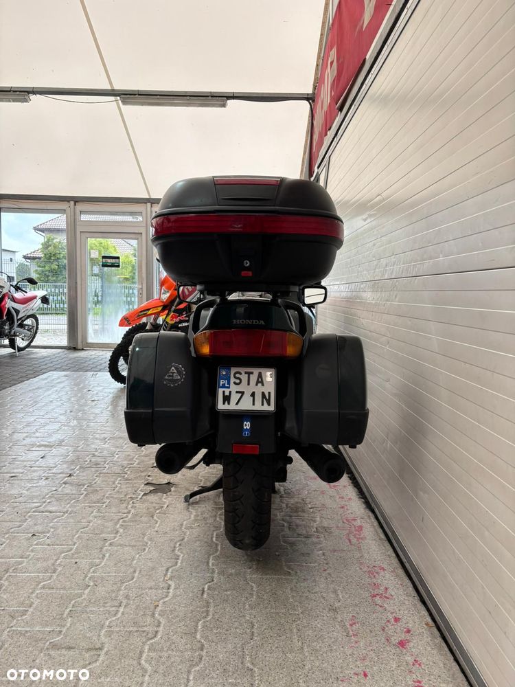 Honda ST - 33