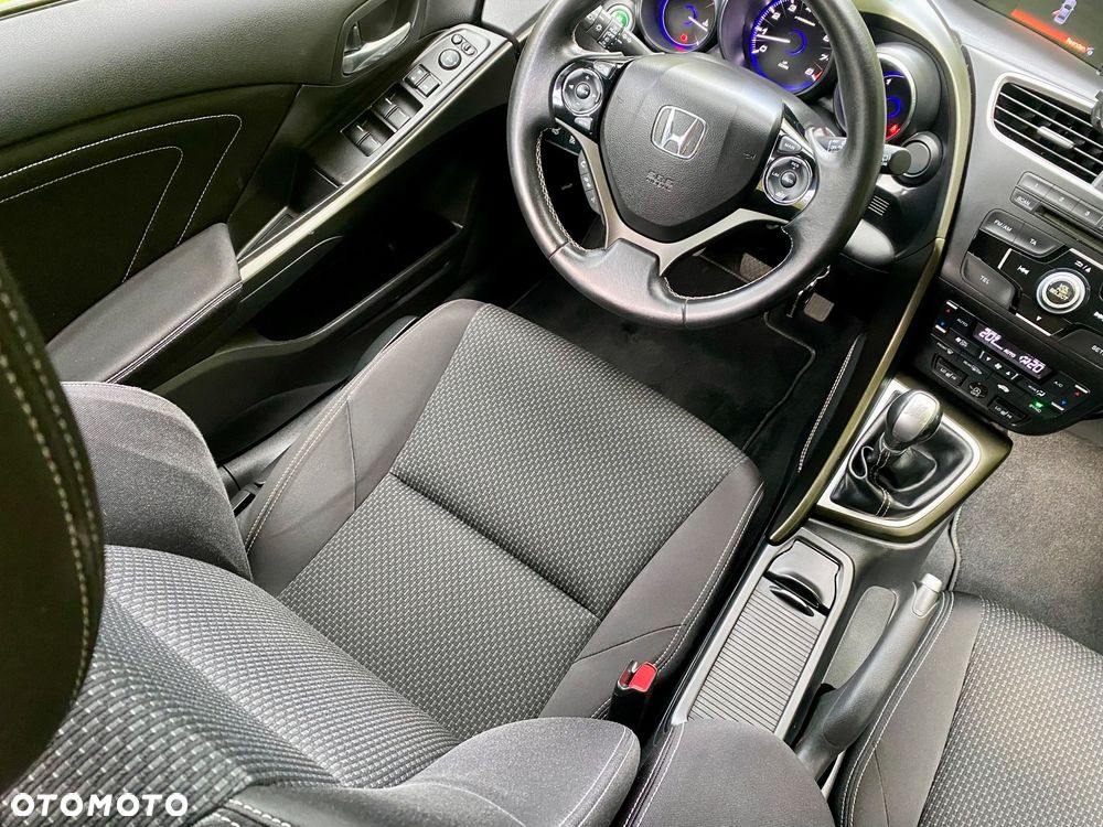 Honda Civic 1.8 i-VTEC Lifestyle - 25