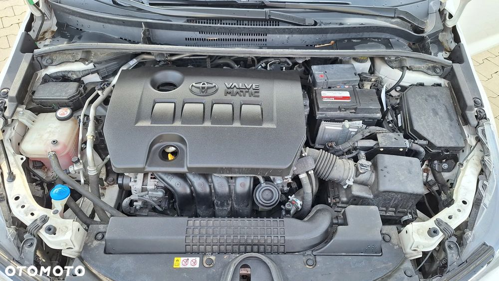 Toyota Corolla 1.6 Active - 16