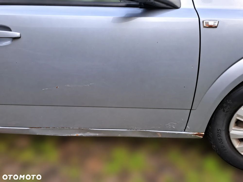 Opel Astra H 2006 photo 2