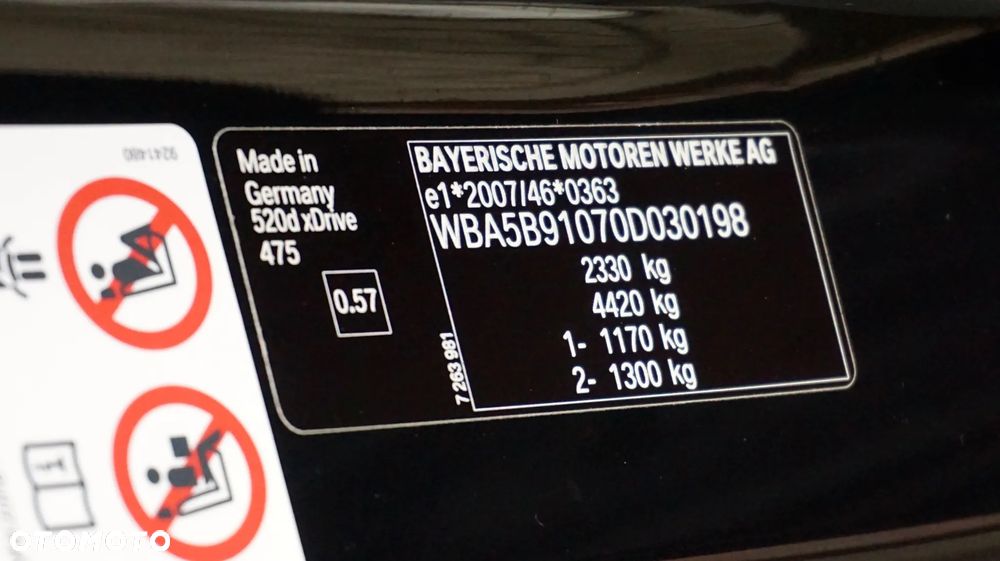 BMW Seria 5 520d xDrive - 8