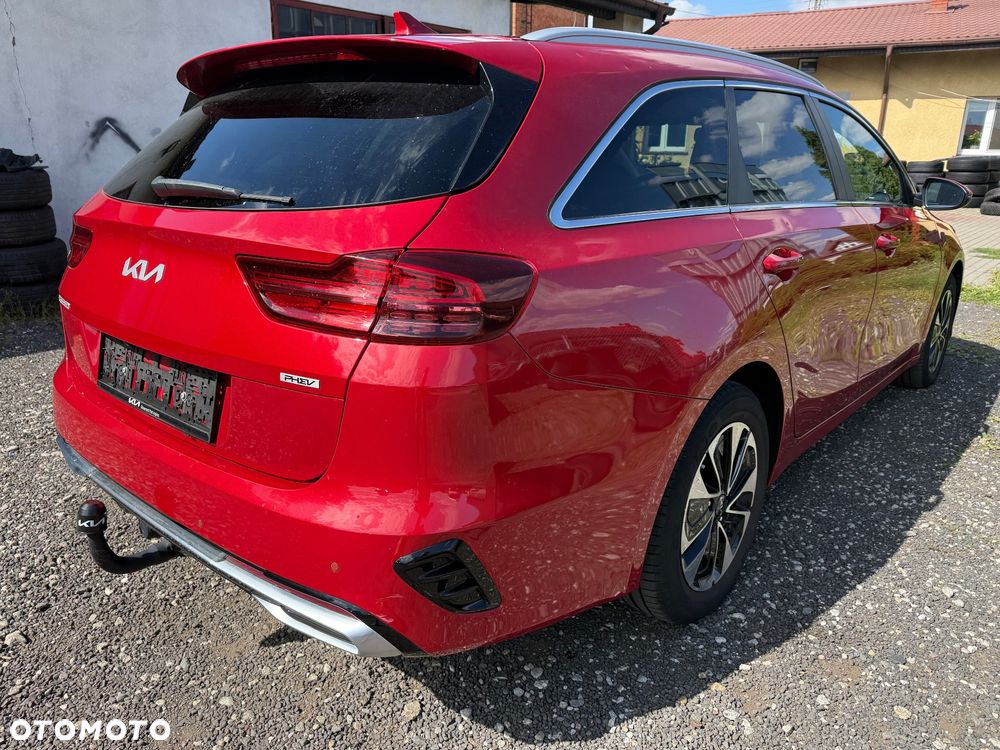 Kia Ceed - 4