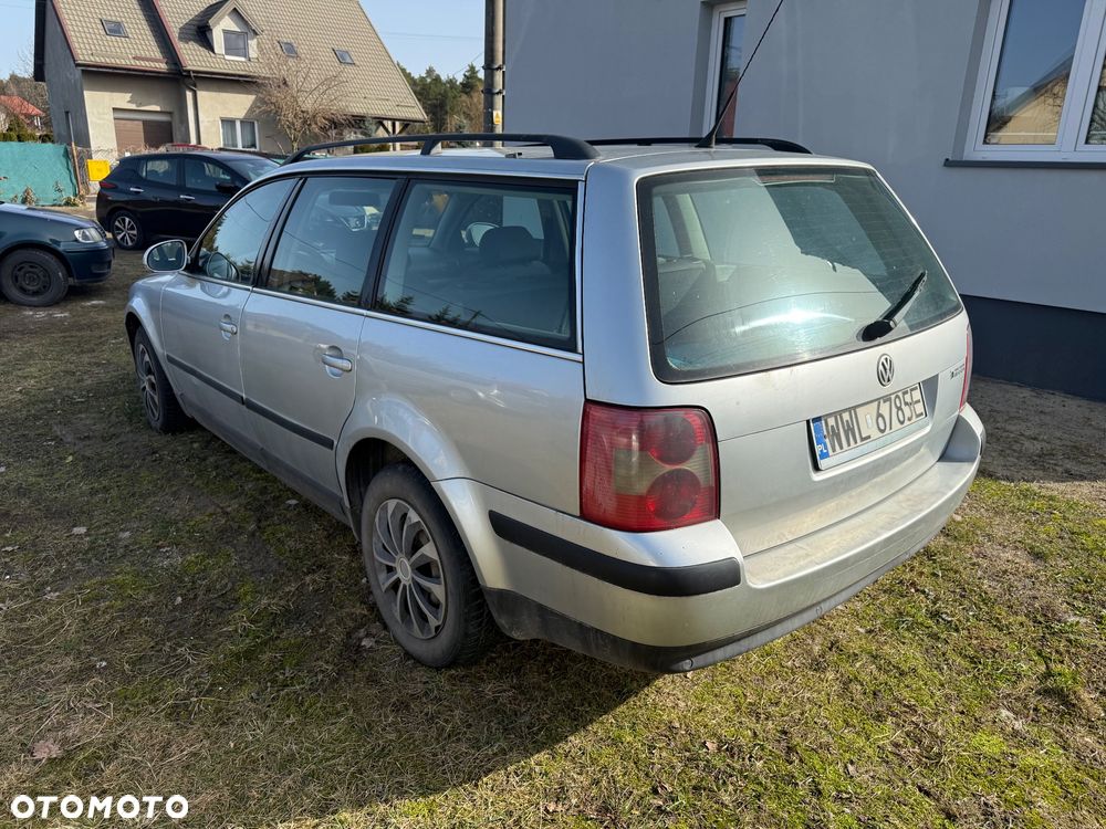 Volkswagen Passat 1.9 TDI Comfortline Tiptr - 2