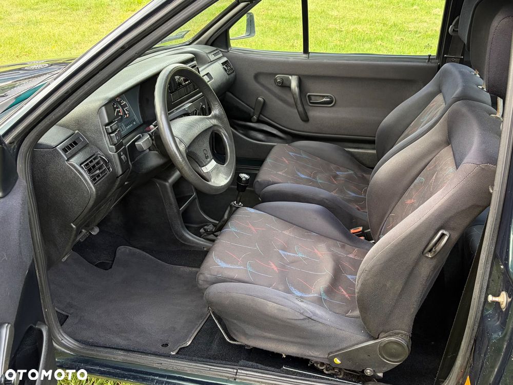 Volkswagen Polo - 9
