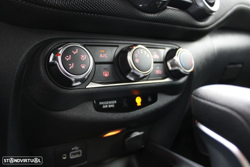 Nissan Juke 1.0 DIG-T Acenta DCT - 23