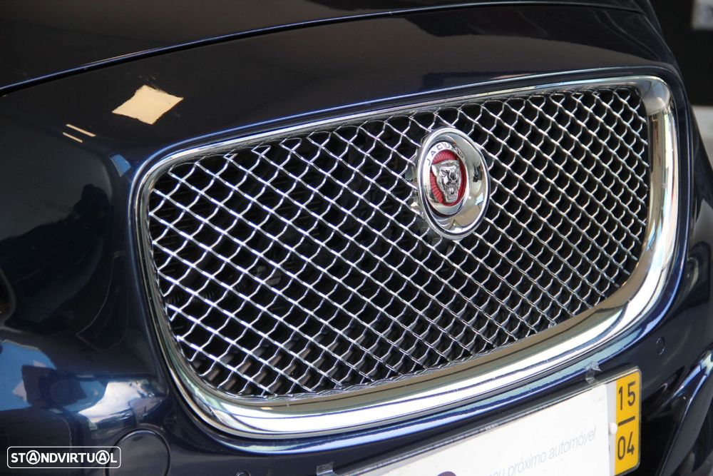 Jaguar XJ 3.0 D V6 Premium Luxury - 31
