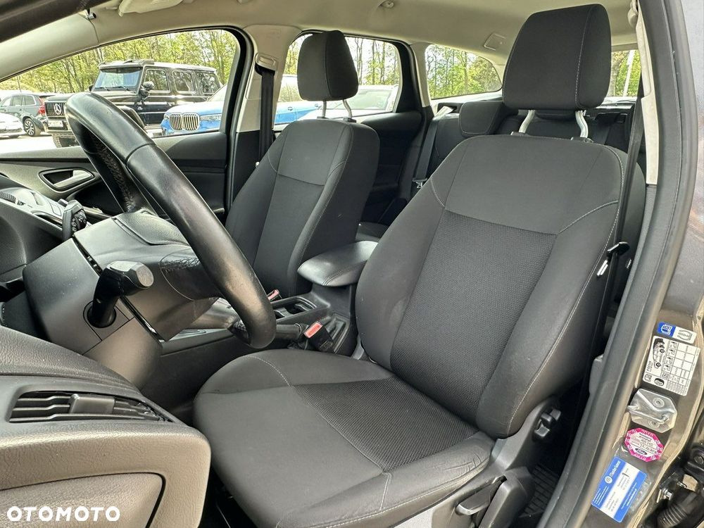 Ford Focus - 13