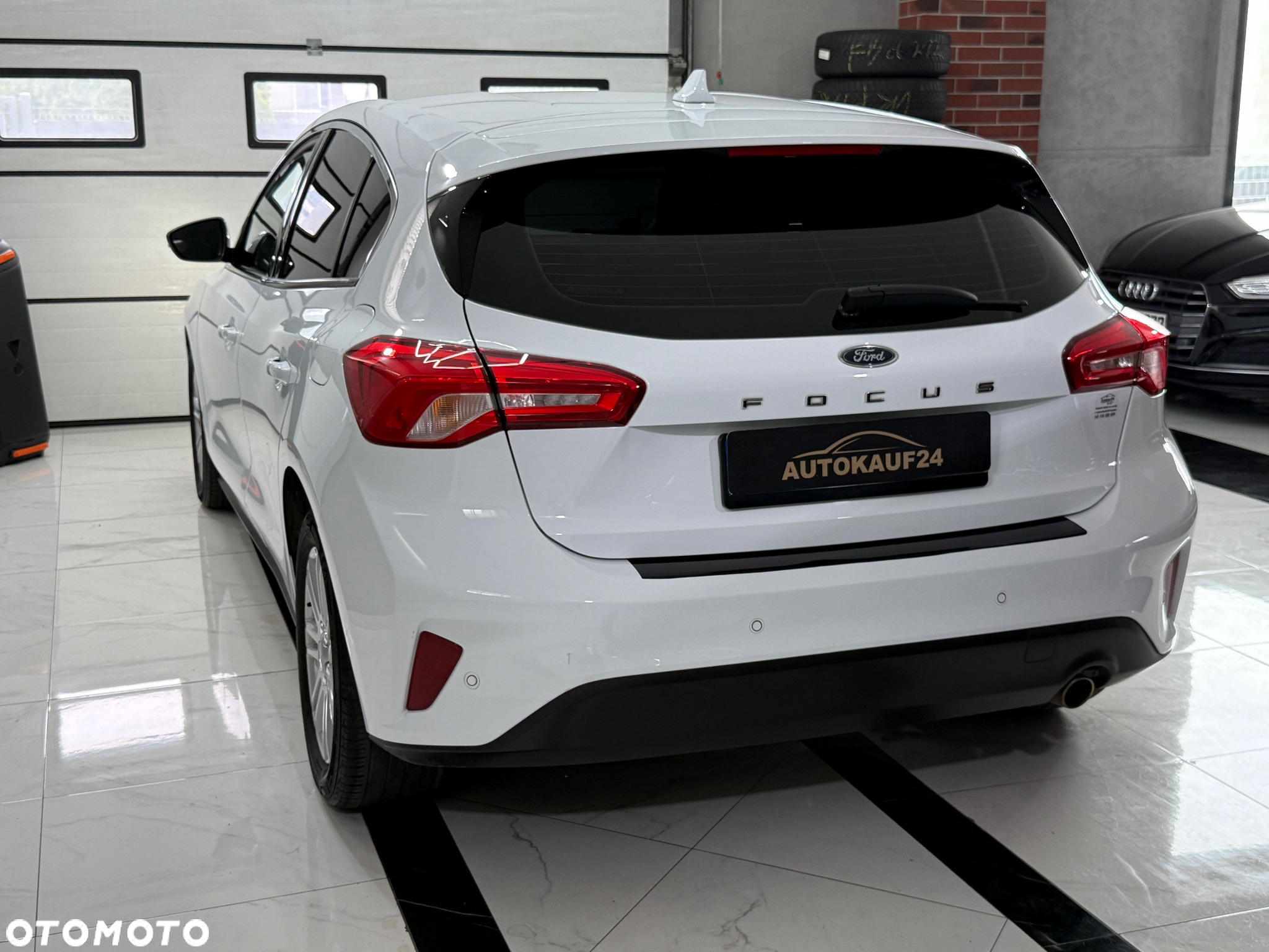 Ford Focus 1.0 EcoBoost Active - 7