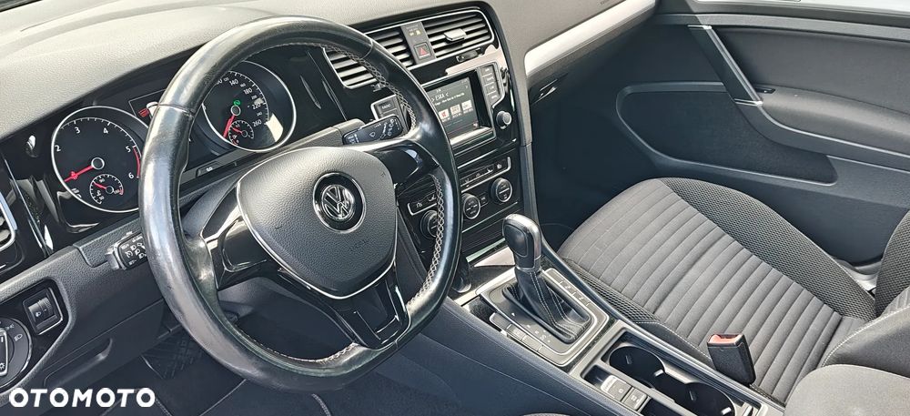 Volkswagen Golf 1.6 BlueTDI DSG Cup - 28