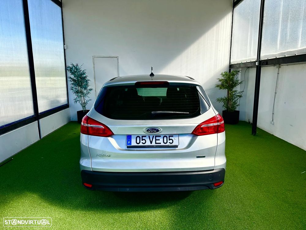 Ford Focus SW 1.0 SCTi Titanium - 6
