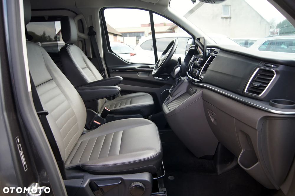 Ford Tourneo Custom 320 L2H1 VA Autm Titanium X - 18