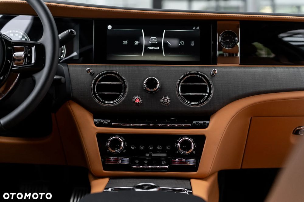Rolls-Royce Ghost Standard - 32
